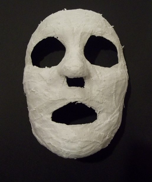 Things to make and do - Plaster-impregnated bandage mask