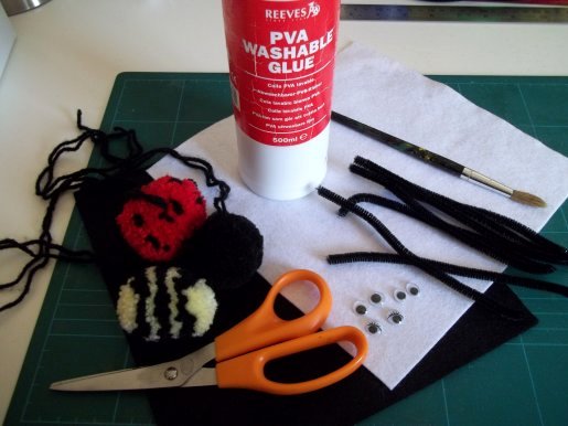 Things to make and do - making pom-pom animals