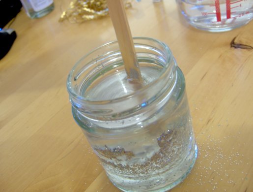 Things to make and do - Snow Globe