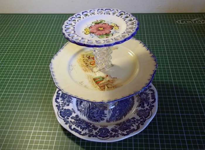 Things to make and do - Vintage Cake Stand