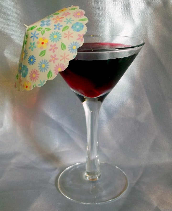 Things to make and do - Cocktail Umbrellas & Cup-cake Flags