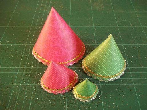 Things to make and do - Make a Cone Christmas Tree