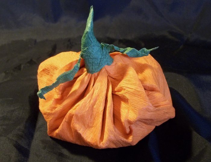 Things to make and do - Halloween Paper Pumpkin Favours