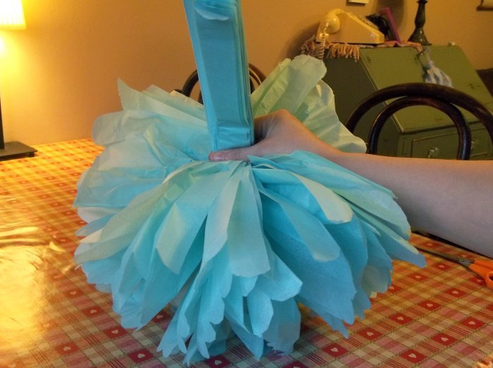 Things to make and do - Tissue paper pom-poms