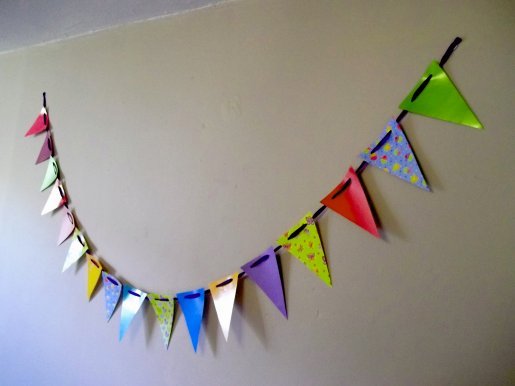 Things to make and do - Make Paper Bunting